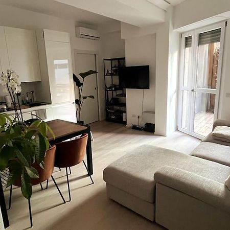 Modern Apartment - Walking Distance To Milan Central Station Esterno foto