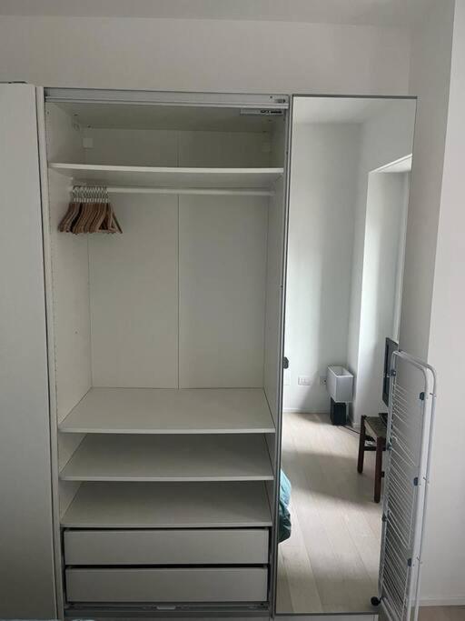 Modern Apartment - Walking Distance To Milan Central Station Esterno foto