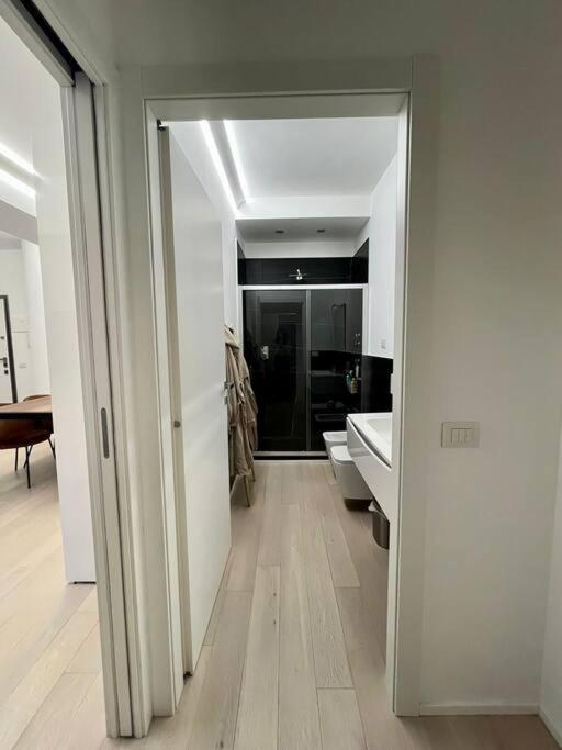 Modern Apartment - Walking Distance To Milan Central Station Esterno foto
