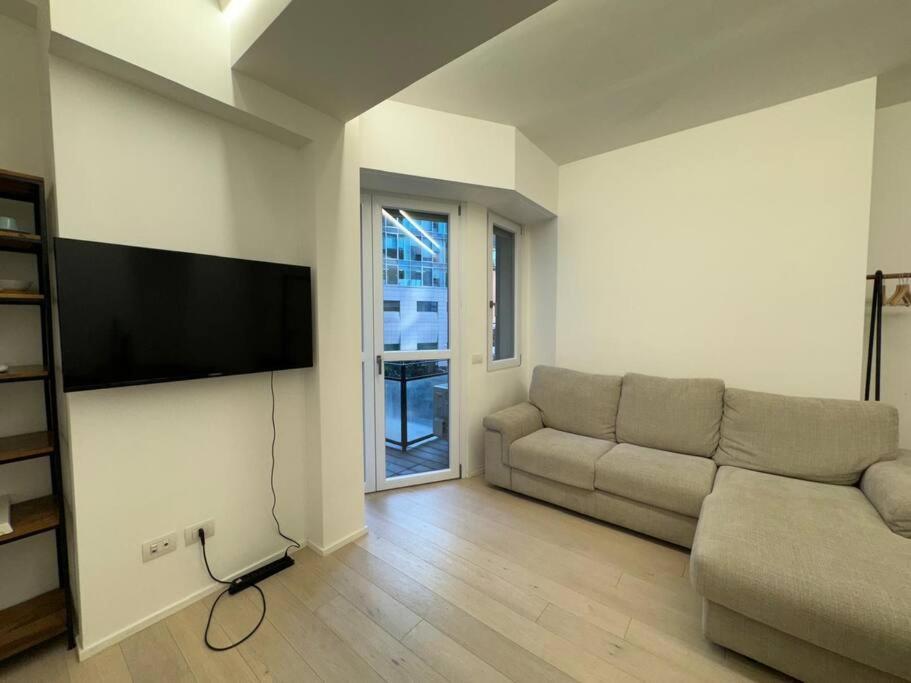 Modern Apartment - Walking Distance To Milan Central Station Esterno foto